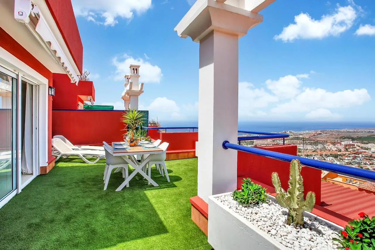 Wonderful View, Huge Terrace Solarium, Private Parking Apartment Costa Adeje
