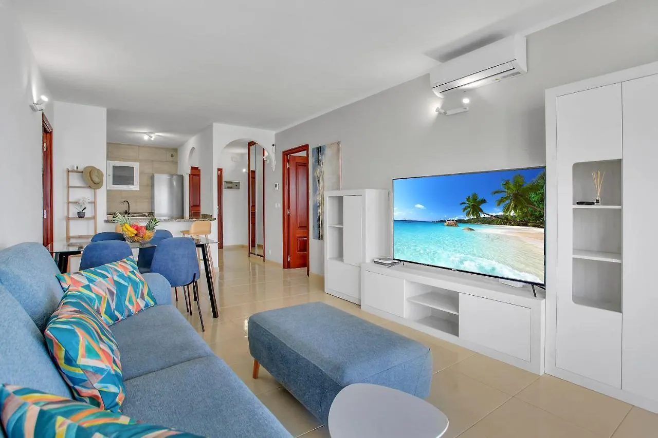 Wonderful View, Huge Terrace Solarium, Private Parking Apartment Costa Adeje  0*, Costa Adeje (Tenerife)