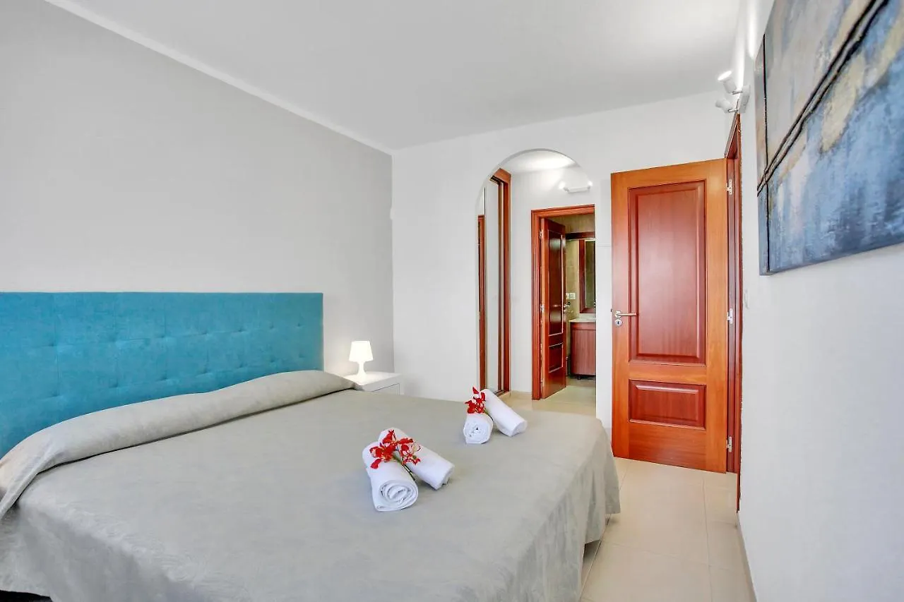 Wonderful View, Huge Terrace Solarium, Private Parking Apartment Costa Adeje