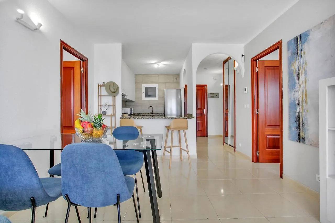 Wonderful View, Huge Terrace Solarium, Private Parking Apartment Costa Adeje